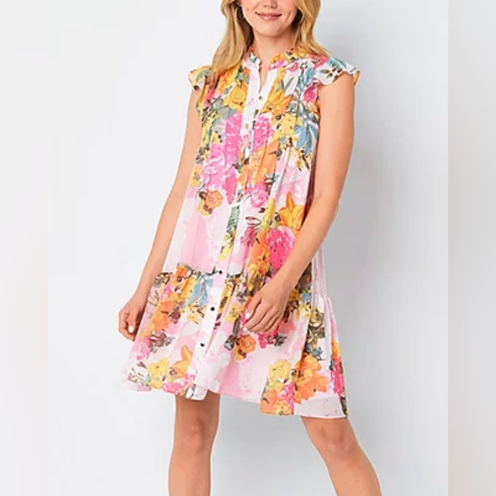 Maia Short Sleeve Floral‎ Shift Dress